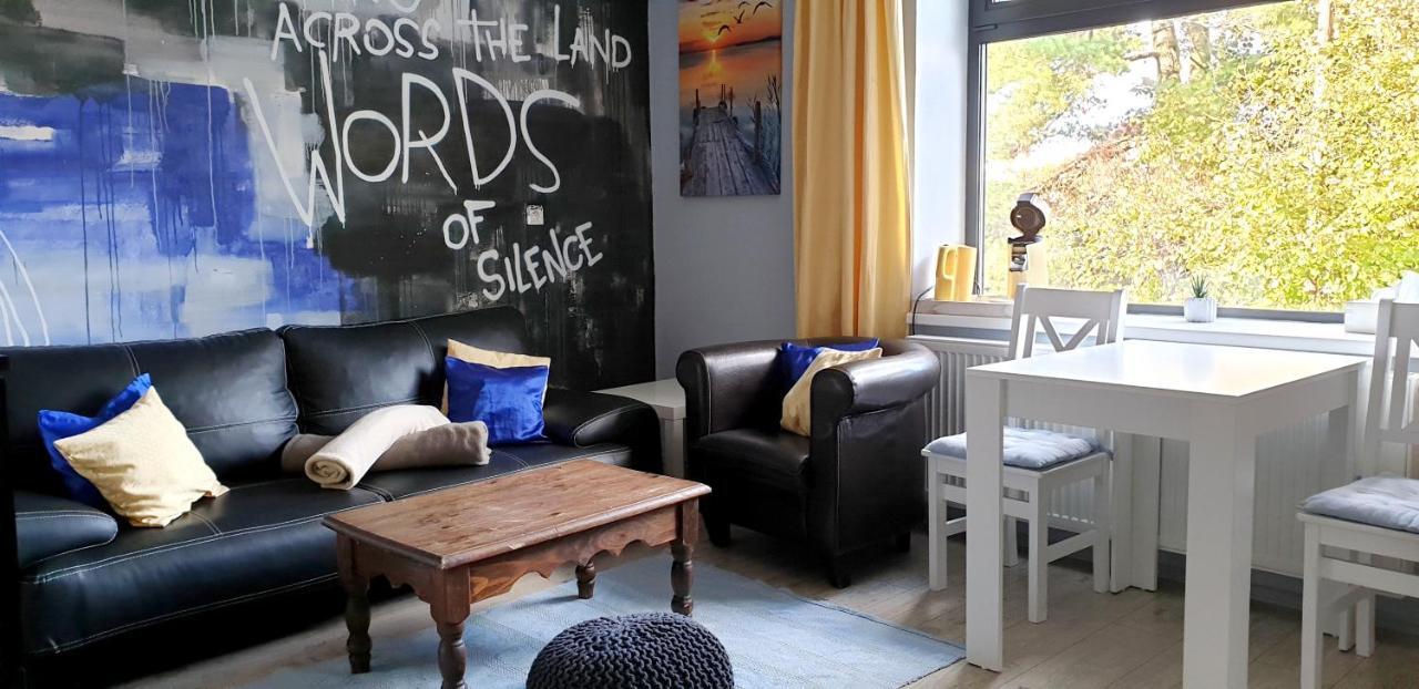 2 Bedrooms House With Enclosed Garden And Wifi At Slezska ออสตราวา ภายนอก รูปภาพ